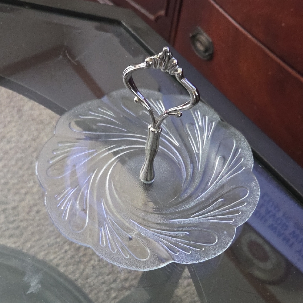 Kingsley Crystal And Silverplate Server Dish